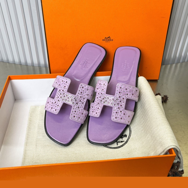 H**mes slippers